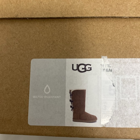 UGG BAILEY BOW TALL - Picture 5 of 5